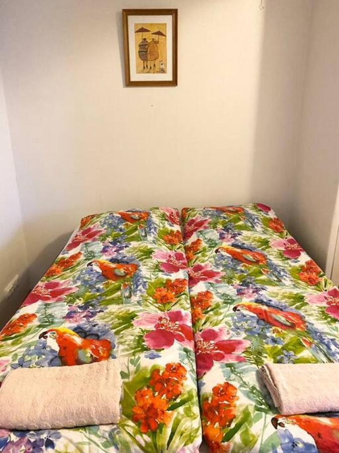 Appartamento Kamppi 1 - Perfect Location Right In Helsinki Center Esterno foto