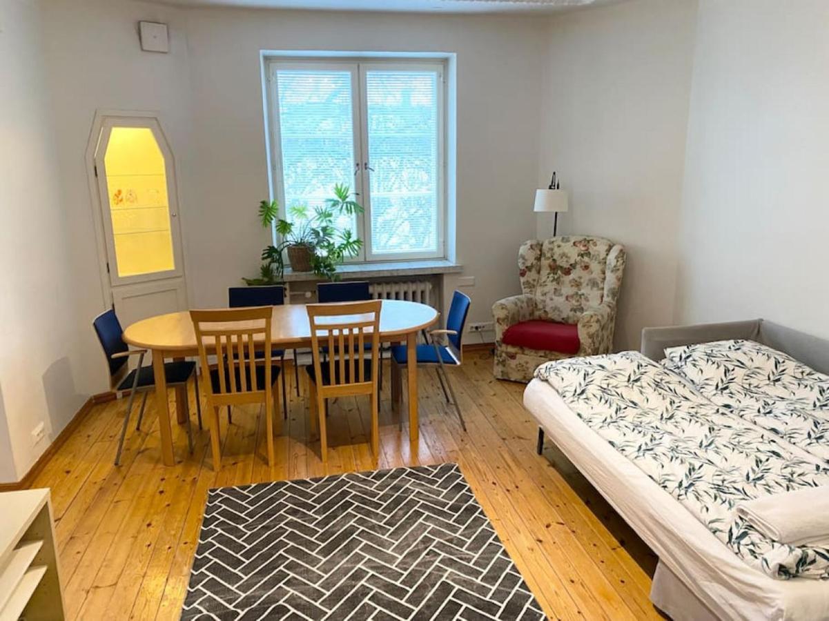 Appartamento Kamppi 1 - Perfect Location Right In Helsinki Center Esterno foto